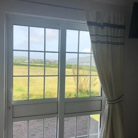 Skellig Port - Sea View Ensuite Проживание в семье Портмаги