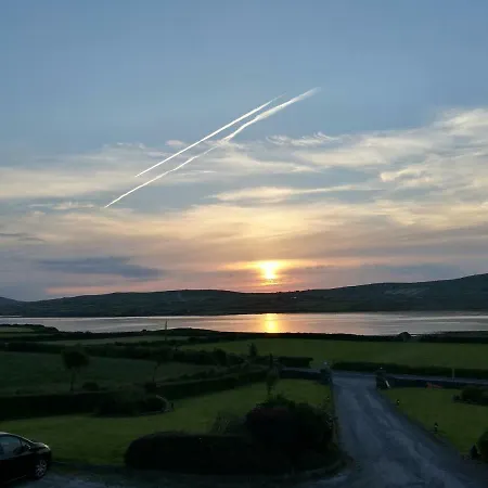 Δωμάτια σε οικογενειακή κατοικία Skellig Port - Sea View Ensuite *