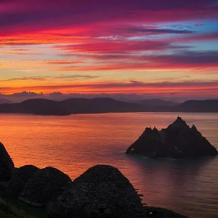 Skellig Port - Sea View Ensuite Проживание в семье