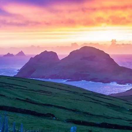 Skellig Port - Sea View Ensuite Проживание в семье