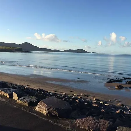 Skellig Port - Sea View Ensuite Проживание в семье
